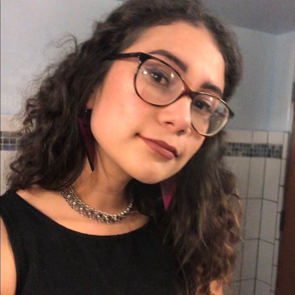 Meet your Posher, Emely